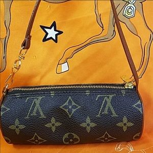 Authentic Louis Vuitton Mini Papillion Pochette